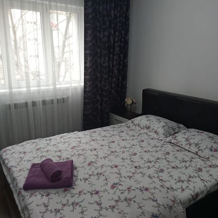 Penti Apartament Suceava Exteriör bild